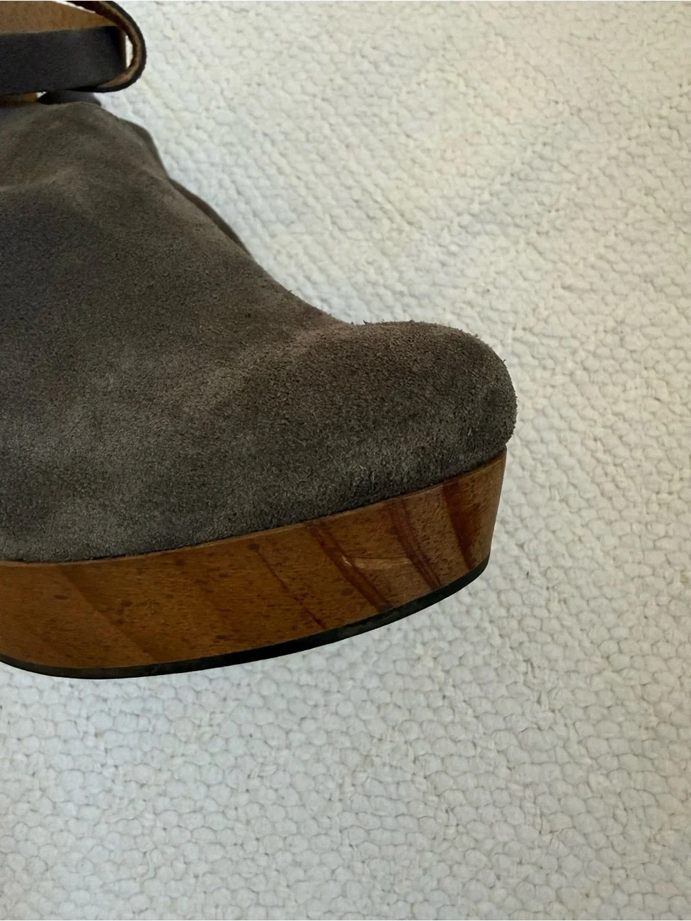 FREE PEOPLE Cedar Platform Clog in Taupe Suede Size 7
